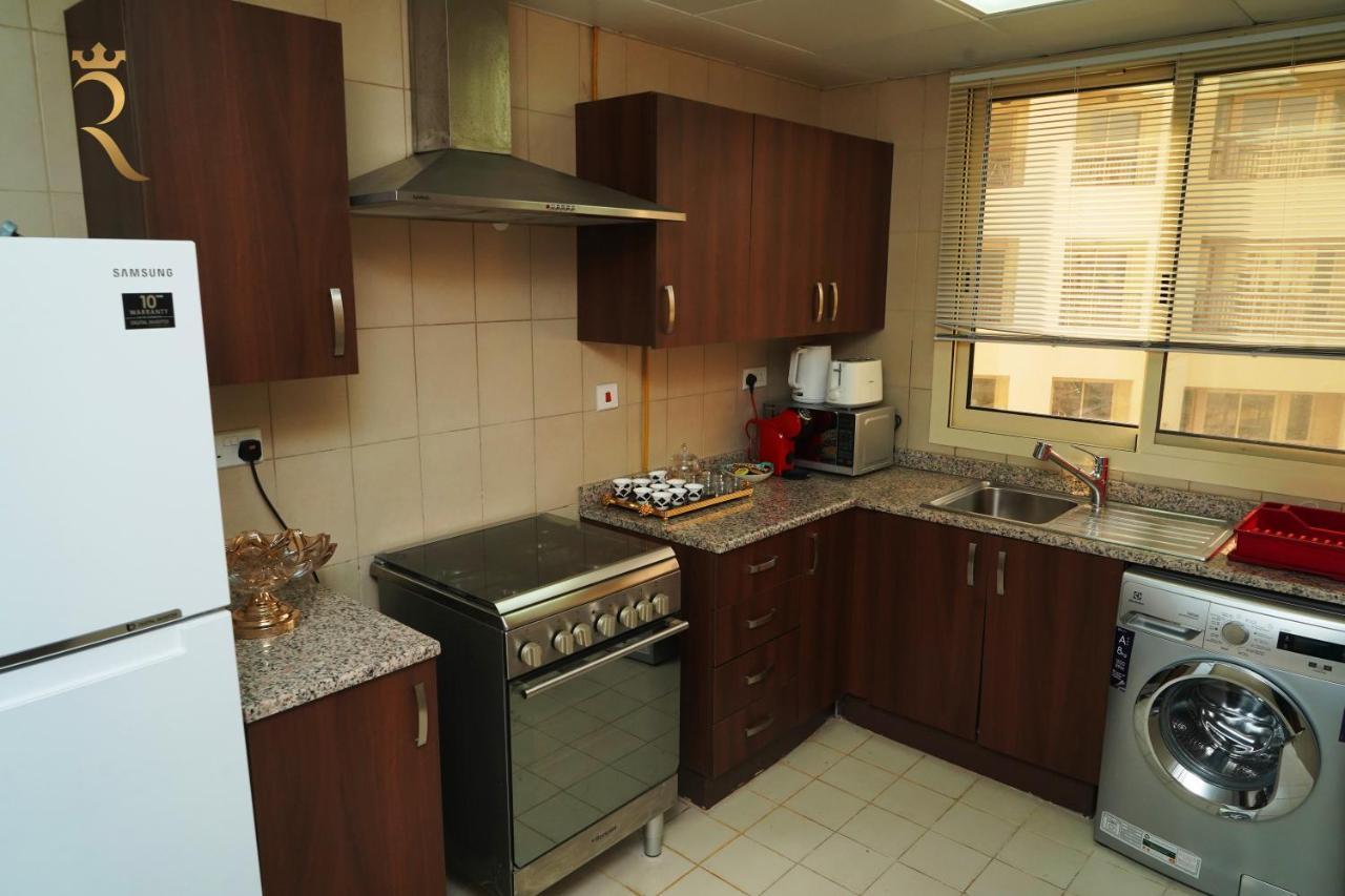 Your Serene Getaway Haven Azure Baniyas 1br Abu Dhabi
