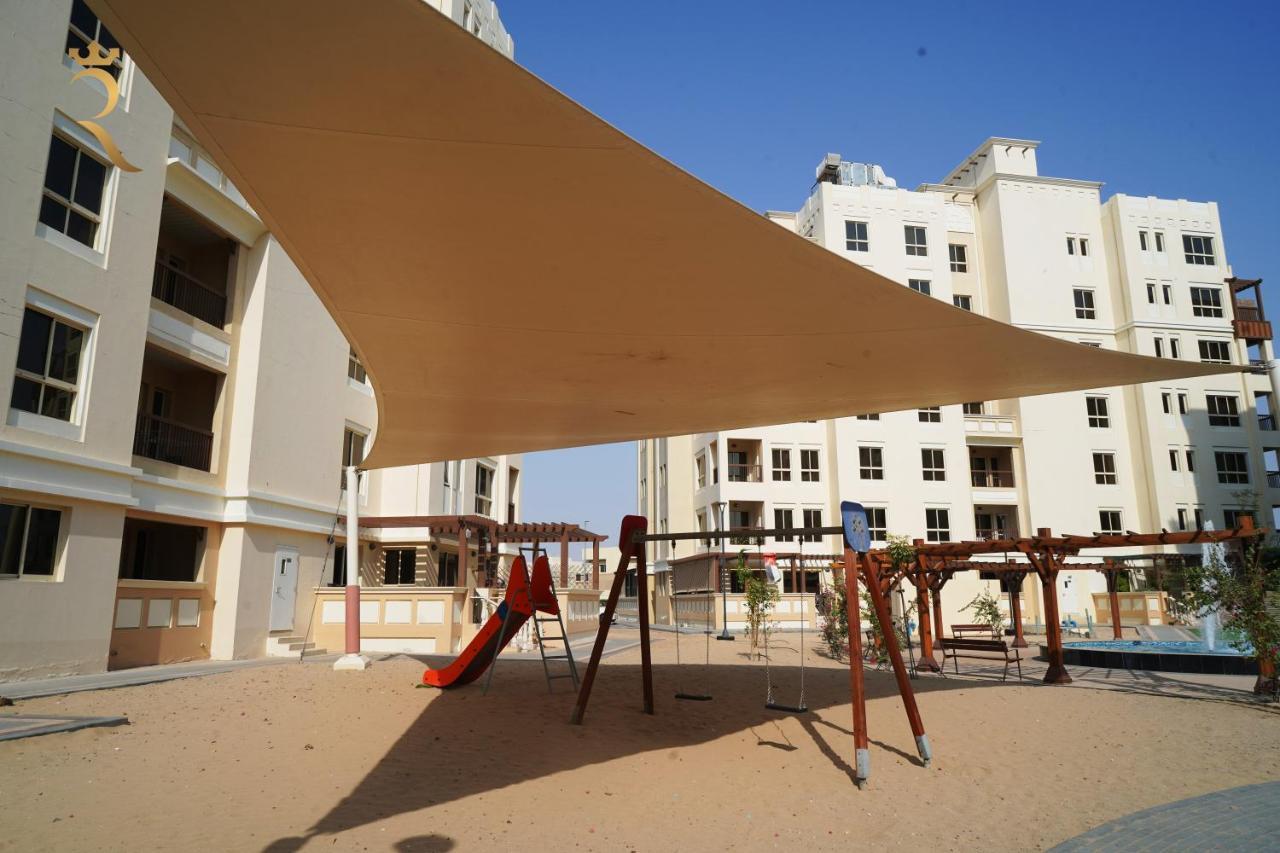 Your Serene Getaway Haven Azure Baniyas 1br