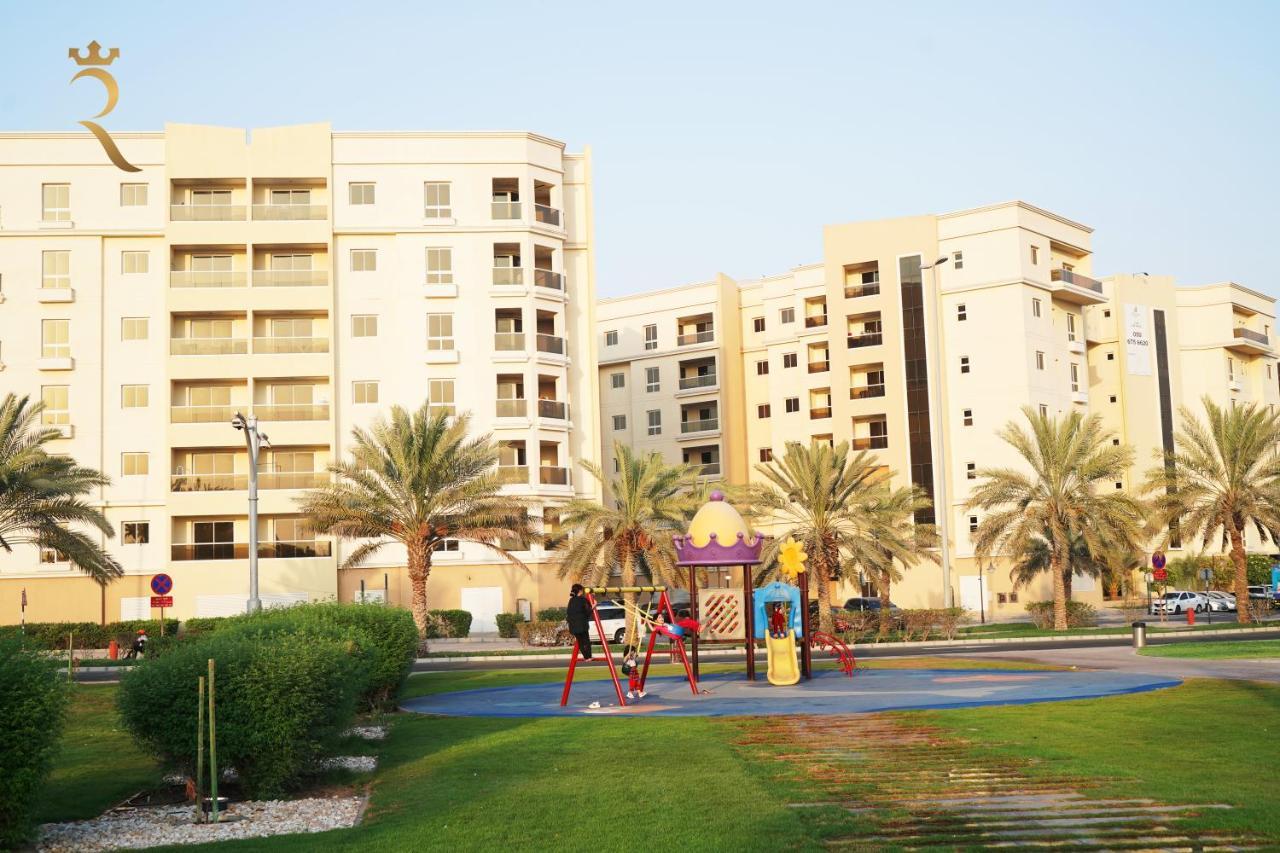 Your Serene Getaway Haven Azure Baniyas 1br Abu Dhabi