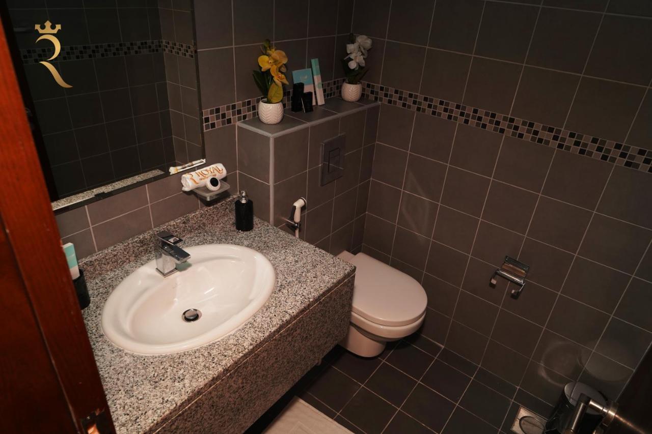Your Serene Getaway Haven Azure Baniyas 1br